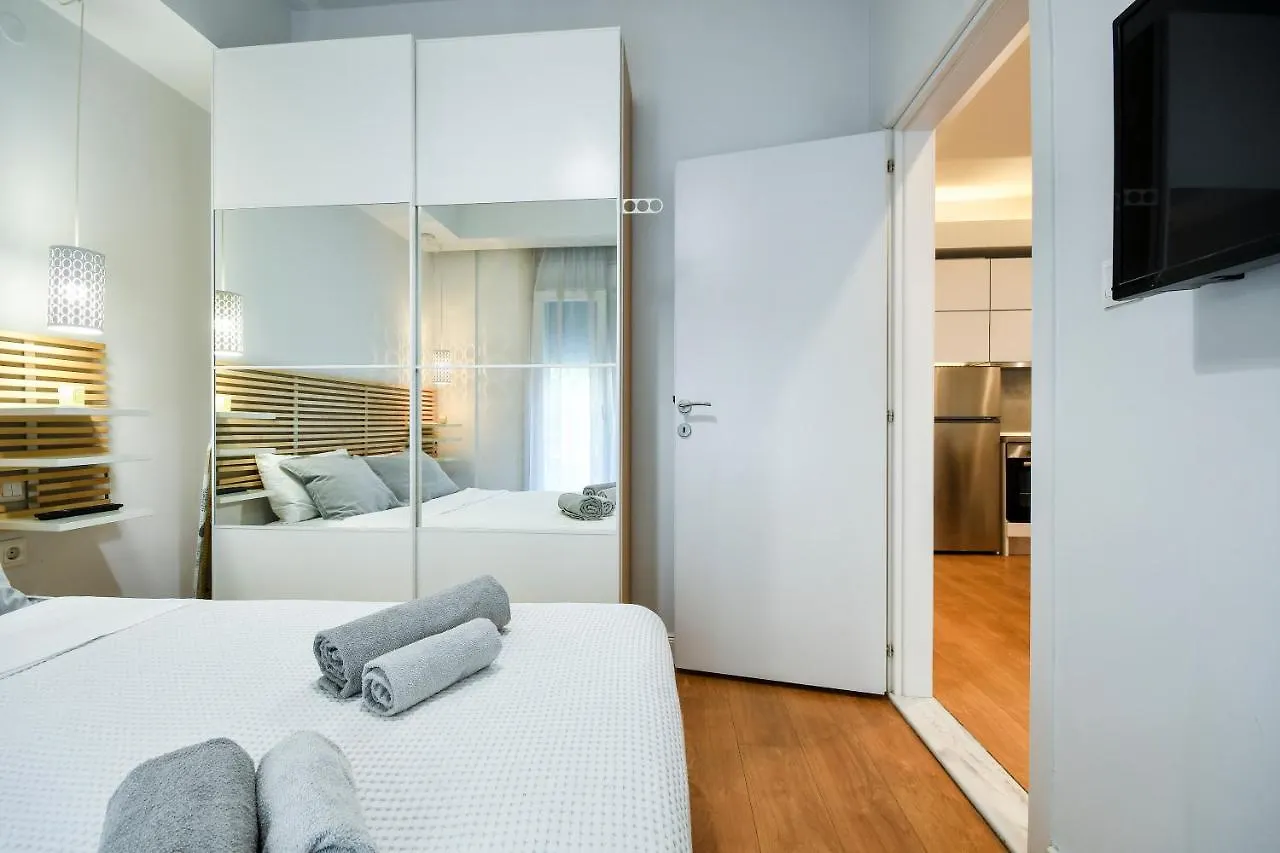 #Skgh Αvra & Ariadni Suites - Whitetower Citycenter Thessaloniki Apartment